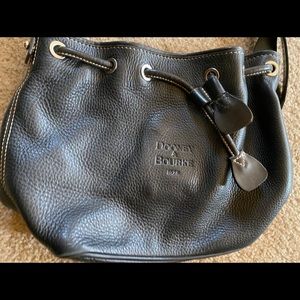 DOONEY AND BOURKE PURSE BLACK LEATHER
